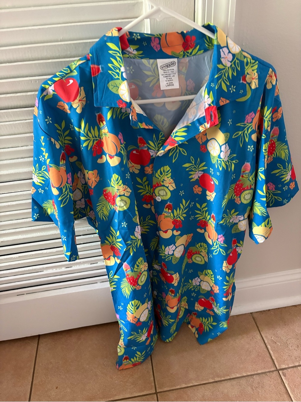 SNAPPLE Hawaiian Shirt Men's L Multicolored Tropical Fruit AOP Casual Fun Party